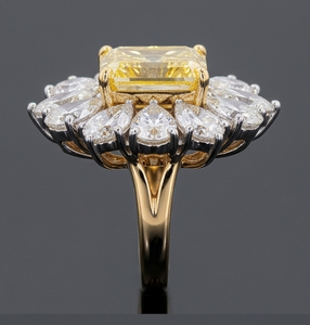 Diamante Amarillo de 4.10CT, Corte Cojín, Cultivado en Laboratorio, con Piedras Laterales en Forma de Pera y Marquesa, Certificado IGI, Oro Sólido de 14K, Anillo de Compromiso y Boda de Lujo - Product Image 3
