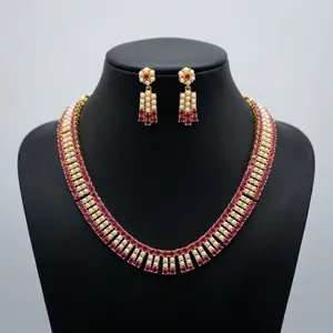 Ensemble de colliers en cuivre plaqué or avec perles pour femmes, bijoux de luxe en zircon pour mariages indiens et fêtes, avec boucles d'oreilles - Product Image 3