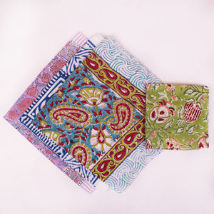 Bandana en coton fait main, imprimé floral ethnique, multicolore, magnifique collection d'été, foulard, accessoires de voyage et cadeaux - Product Image 4