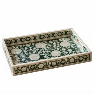 Plateau artisanal en os vert incrusté, motif losanges marocains, plateau de service décoratif de luxe pour table basse ou ottoman - Product Image 5