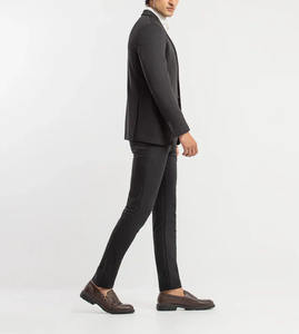 Traje de Hombre de Alta Calidad, Traje Oscuro a Medida, Diseños de Pantalón y Chaqueta Personalizados, Corte Entallado y Tela Premium, Traje Formal de Negocios de 2 Piezas para Boda - Product Image 4