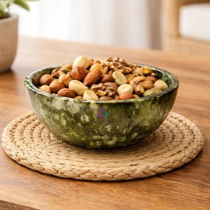 Handmade <b>Epoxy</b> Resin Decorative Bowl Luxury Resin Fruit Serving Bowl Custom Color <b>Epoxy</b> Resin craft <b>Table</b> Bowl - Product Image 5