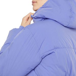 Chaqueta Acolchada con Capucha Morada para Mujer, Ropa de Invierno Informal, Color Sólido, Exterior de Poliéster, Cierre de Cremallera, Ajuste Grueso - Product Image 5