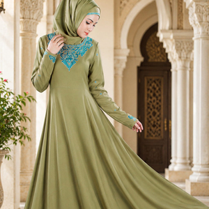 Robe de soirée élégante vert olive en satin avec col en V brodé, manches longues, coupe trapèze, longueur ras du sol pour femme - Product Image 3