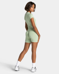 T-shirt basique minimaliste pour femme, style moderne et épuré, mode contemporaine, étiquettes personnalisées, design de logo, manches raglan, imprimé en spandex - Product Image 6