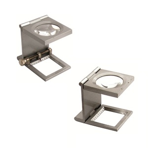 Loupe pliable pour la numération de fils, de lin et de mailles, le classement des diamants et des pierres précieuses, la horlogerie, et usage général - Product Image 2