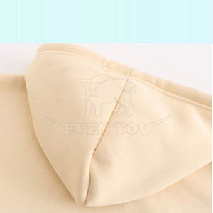 Sudaderas Premium con Estampado Serigrafiado, Tela Ligera y Transpirable, en Venta - Product Image 3