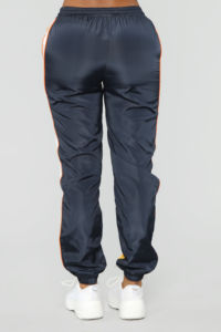 Ensemble 2 pièces unisexe personnalisé : Survêtement coupe-vent avec veste de sport zippée en nylon pour homme et femme - Product Image 6