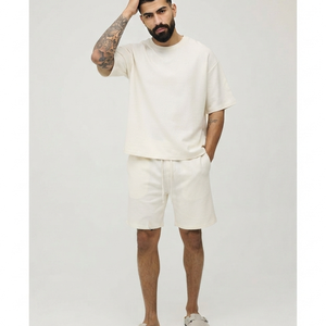 Ensemble de survêtement d'été OEM pour homme, respirant, décontracté, couleur unie, coupe ample, deux pièces (T-shirt et short) - Product Image 1
