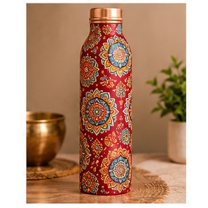 Botella de Agua de Cobre con Mandala Carmesí, Roja, Portátil, para Viajes - Product Image 1