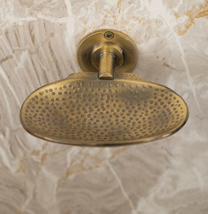 Support à savon en laiton au design martelé, accessoires de salle de bain, support d'angle pour brosse WC, support mural pour savon - Product Image 1