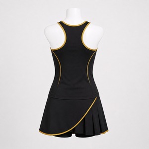 Uniforme de tenis ligero para mujer con tela que absorbe la humedad y un ajuste atlético cómodo para practicar y presentarse en el cancha. - Product Image 3