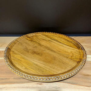 Bandeja Redonda de Madera Hecha a Mano Ecológica con Diseño Floral para Utensilios de Cocina Modernos, Servir Alimentos y Presentar Bebidas - Product Image 4