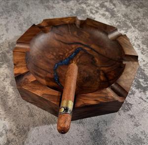 Cenicero de Escritorio Moderno de Madera con Forma Personalizada para Uso en el Hogar y el Automóvil - Product Image 4