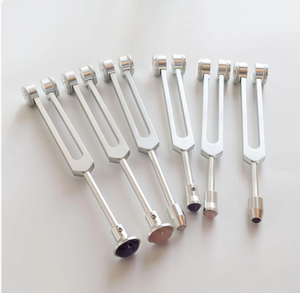 Diapasón de 111Hz Mars International con Base de Gemas: Sanación Sonora con Frecuencias Divinas - Product Image 5