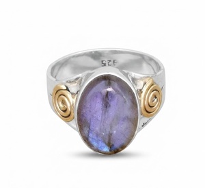 Bague en labradorite naturelle ovale, argent sterling 925, bicolore, style bohème, faite à la main, bijou de créateur, vente en gros - Product Image 1