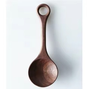 Cuillère de service en bois naturelle, cuillère de cuisine écologique, fabriquée à la main pour servir les aliments, idéale pour la cuisine à domicile, outil de cuisine - Product Image 1