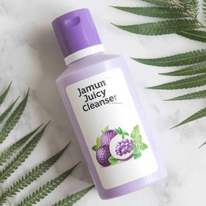 Limpiador Facial Jamun Juicy, Iluminador y Antioxidante, con Limpieza Profunda de Poros, Hidratación y Brillo para una Piel Fresca y Radiante - Product Image 3