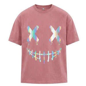Camiseta Urbana con Gráficos Reflectantes Minimalistas para Hombre, Camiseta Holgada de Algodón, Ropa Cómoda y Transpirable a la Moda - Product Image 1