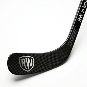 ไม้ฮอกกี้น้ำแข็ง R.W INTERNATIONAL คาร์บอนไฟเบอร์ 85/75 ระดับมืออาชีพ น้ำหนักเบา ปรับความยาวได้ รุ่น P28 1 ชิ้น พร้อมส่ง ลายพิมพ์โลโก้ทั้งตัว - Product Image 2