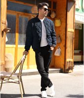 Blouson Bomber Homme Signature à Capuche Coupe-Vent 100% Polyester, Veste d'extérieur Style Universitaire avec Bordure Côtelée, Conception Légère pour l'Hiver