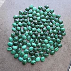 Cabochons en malachite naturelle, ovales, calibrés, qualité A+, pour la création de bijoux - Product Image 1