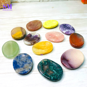 มือขายส่งแกะสลักคริสตัลธรรมชาติกังวลหินที่สมบูรณ์แบบสำหรับความเครียดและความวิตกกังวลบรรเทาพร้อมสต็อก - Product Image 6