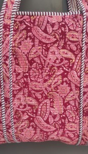 <b>Tote</b> <b>bag</b> Women' Kantha <b>Quilted</b> Floral Cotton <b>Tote</b> <b>Bag</b> with Zipper Closure Fashion Design for Travel & Shopping Two Handles <b>bag</b> - Product Image 5