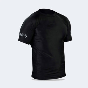 เสื้อรัดกล้ามพิมพ์ลายแบบซับลิเมชั่นพร้อมโลโก้สั่งทำสำหรับกีฬา MMA และ BJJ แขนสั้น ผู้ผลิตเสื้อรัดกล้ามแบบ OEM - Product Image 3