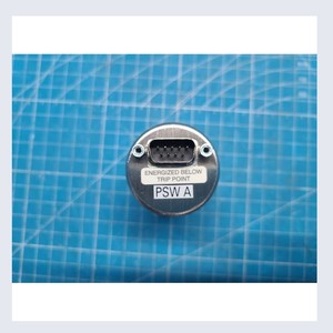 Connecteur d'interface industriel à écran tactile série JAE UT3 UT3-B15/TLN29-A, utilisé comme pièce détachée pour équipement semi-conducteur ancien - Product Image 4