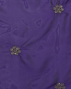 Sari de satén de seda morado KV con adornos y lentejuelas, con blusa sin coser - Product Image 5