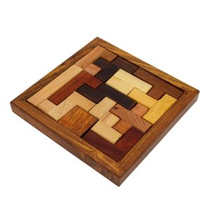 Planche de puzzle en bois 6x6 pouces, design classique sculpté, cadeau artisanal - Product Image 3