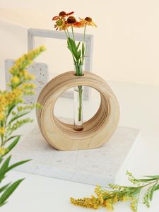 Vase à fleurs classique en bois brun pour la décoration intérieure avec fleurs artificielles à longue tige, idéal pour l'étiquetage privé - Product Image 2