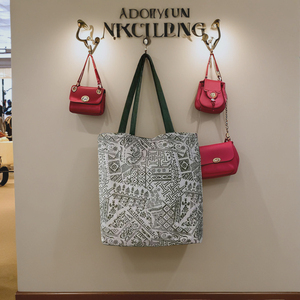 Sac fourre-tout en toile unie tendance pour femme, fermeture éclair, doublure en coton, logo personnalisé – Réutilisable pour la plage, les courses et les achats - Product Image 3