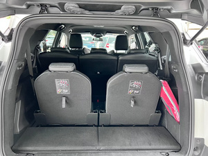 Peugeot 5008 2024 Usado con Título Limpio - Product Image 4