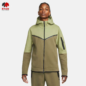 ชุดวอร์มพิมพ์ลายสำหรับผู้ชายไซส์ใหญ่ ทรงปกติ แห้งเร็ว เป็นมิตรกับสิ่งแวดล้อม ผลิตจากโพลีเอสเตอร์ 100% ดีไซน์ 2-in-1 รับผลิตแบบ ODM/OEM - Product Image 1