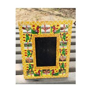 Cadre photo en bois peint à la main avec cadres en bois de qualité supérieure modèle 1 - Product Image 1