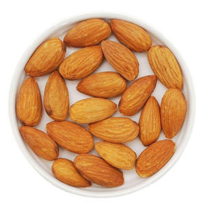 Almendras Orgánicas Blanqueadas para Panadería, Pastelería y Producción de Chocolate - Product Image 2