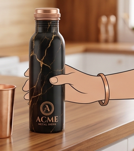 Elegante botella de agua de cobre con acabado de mármol negro, de alta calidad, duradera, a prueba de fugas, perfecta para la hidratación diaria, viajes, gimnasio y yoga. - Product Image 4