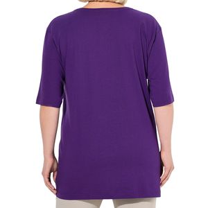 เสื้อยืดคอวีผู้หญิงไซส์ใหญ่ โพลีเอสเตอร์ ระบายอากาศดี สวมใส่สบาย แขนสั้น สำหรับฤดูร้อน ขายส่ง รับผลิตตามสั่ง - Product Image 2