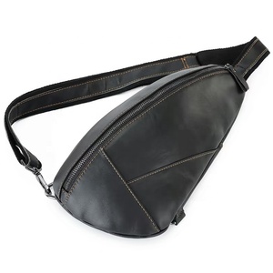 Nouveau Sac de Poitrine Créatif en Cuir Véritable Personnalisable, Durable, Toutes Saisons, avec Logo et Couleur Personnalisables, Facile à Porter - Product Image 4