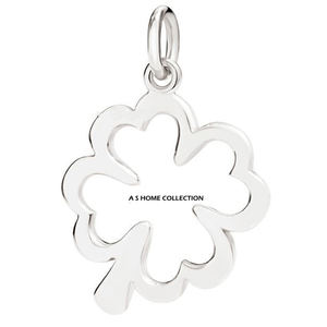 Décorations de Noël suspendues en métal gris, motif étoile, très fonctionnelles, avec boîte et figurine Père Noël - Product Image 2