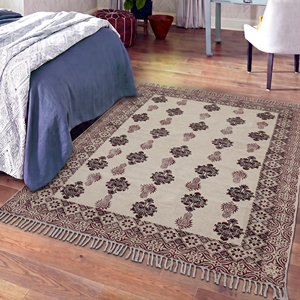 Alfombra Artesanal de Algodón con Diseño Floral Bohemio, Ecológica y Atractiva para Hogares Modernos - Product Image 1
