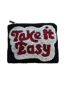 Porte-monnaie à fermeture éclair perlé fait main, noir et blanc, avec lettres 'Take It Easy', pochette de poignet à chaîne, mode femme, personnalisable, durable - Product Image 1