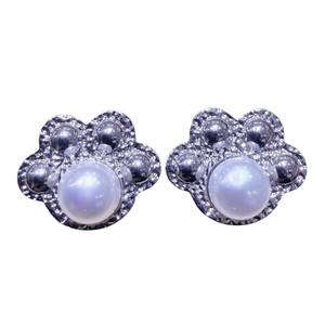 Zhuji 14K Gold-Injected Freshwater Pearl Mantou Bead Cat Claw Earrings <b>Highlighting</b> Fresh Water Beads - Product Image 5