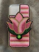 Coque de téléphone ronde brodée de perles argentées et feuilles d'or avec motif d'ailes en strass, faite à la main, protection pour femme