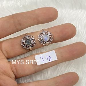 Bague en argent sterling S925 avec motif de lotus pour femmes, labradorite ronde naturelle et pierre de lune arc-en-ciel, design floral - Product Image 1