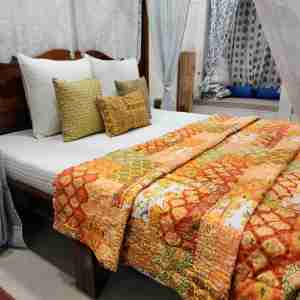 Tendance 100% coton canard multicolore traditionnel Aari brodé à la main Quandong jardin couvre-lit Table couvre toutes saisons - Product Image 1