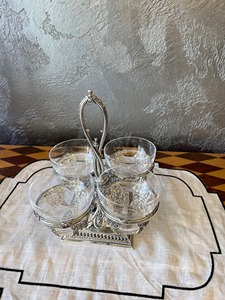 Support de service multi-bols en argent plaqué luxe pour la présentation de bonbons, noix, chocolat et desserts lors de fêtes et réunions à domicile - Product Image 2