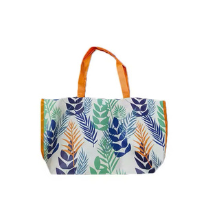 ถุงช้อปปิ้งผ้า PP รีไซเคิลแบบสั่งทำพิเศษ ถุงใส่ของชำแบบใช้ซ้ำได้ เป็นมิตรกับสิ่งแวดล้อม พร้อมโลโก้เคลือบกันน้ำ ทนทาน - Product Image 1